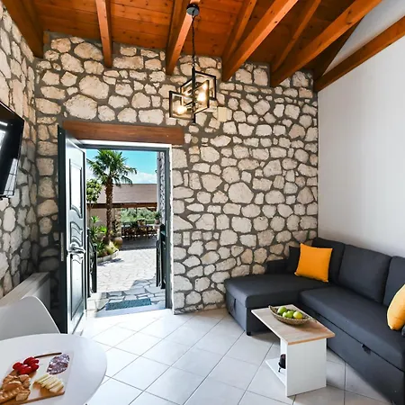 Ninemia Homes 1 Λευκάδα